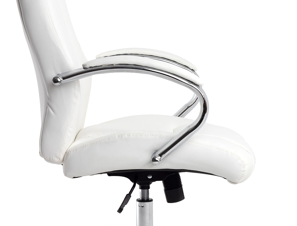 SILLA Q-CONNECT DIRECCION VERO NA SIMIL PIEL BASE METALICA ALT MAX 1210 ANC 650 PROF 730 MM RUEDAS PREMIUM COLOR BLANCO